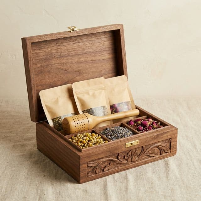 Corporate tea gift boxes
